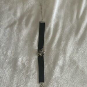 Women choker necklace